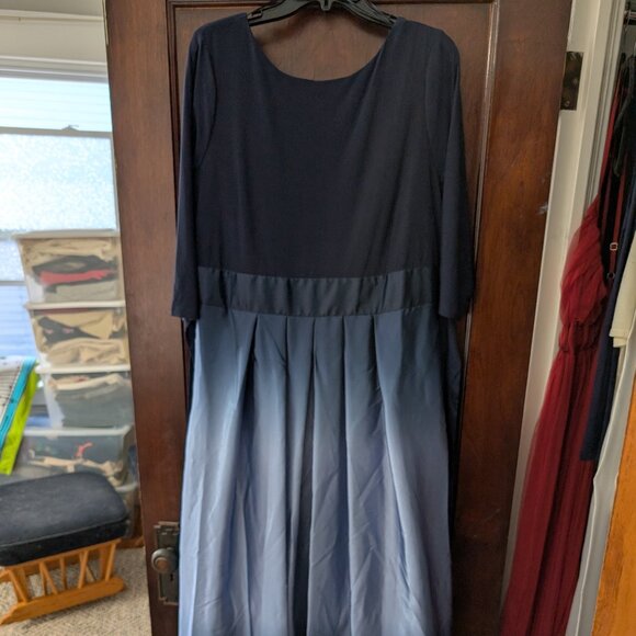 SLNY Size 16 Ball Gown - Picture 1 of 12